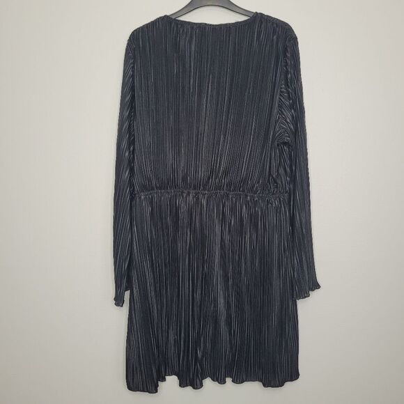 Arula black pleated v neck long sleeve witchy casual dress size x (10-12) - Picture 2 of 9